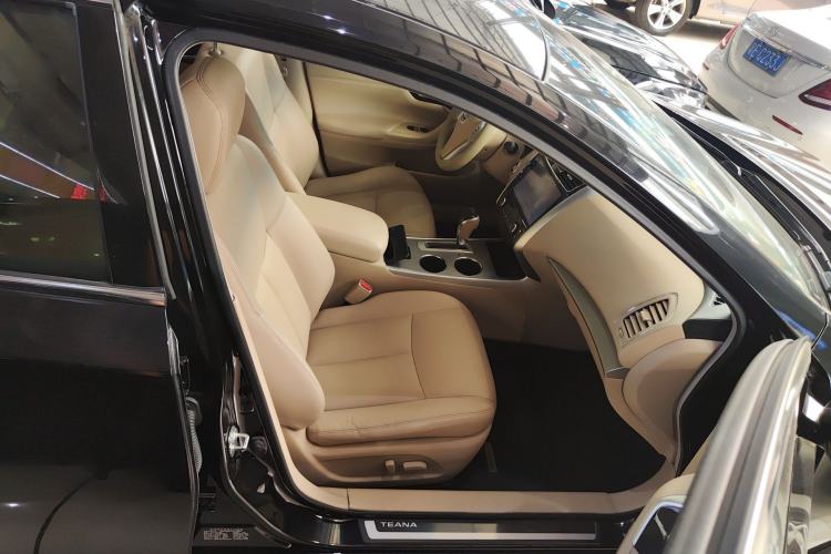 Used Nissan Teana 2018 2.0L XL Smart Upgrade Edition Right Front Seat