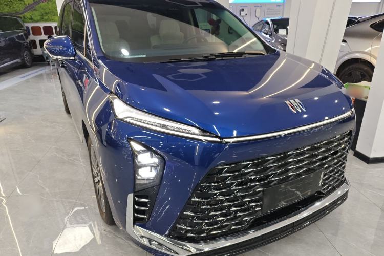 Used Buick GL8 New Energy 2024 Lu Zun Luxury Edition 6-Seater

