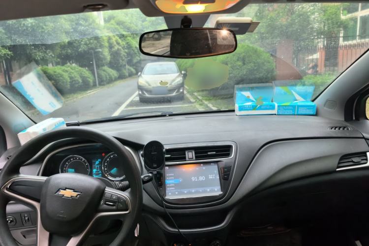 Used Chevrolet Lova RV 2016 1.5L Automatic Smart Drive Edition Center Console