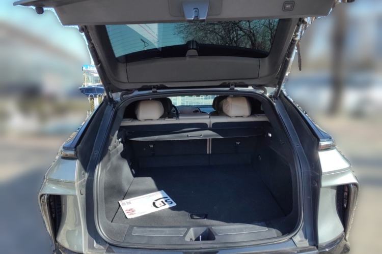 Used Cadillac LYRIQ 2022 Four-Wheel-Drive High-Performance Deluxe Edition