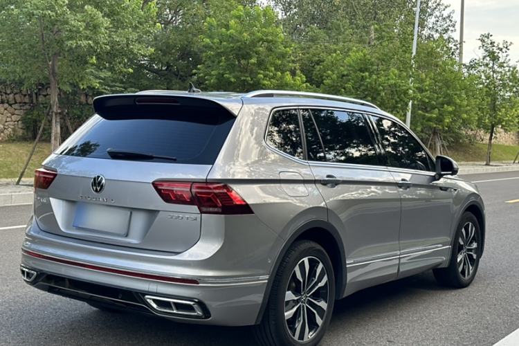 Used Volkswagen Tiguan L 2022 330TSI Automatic Two-Wheel Drive R-Line Enhanced Edition