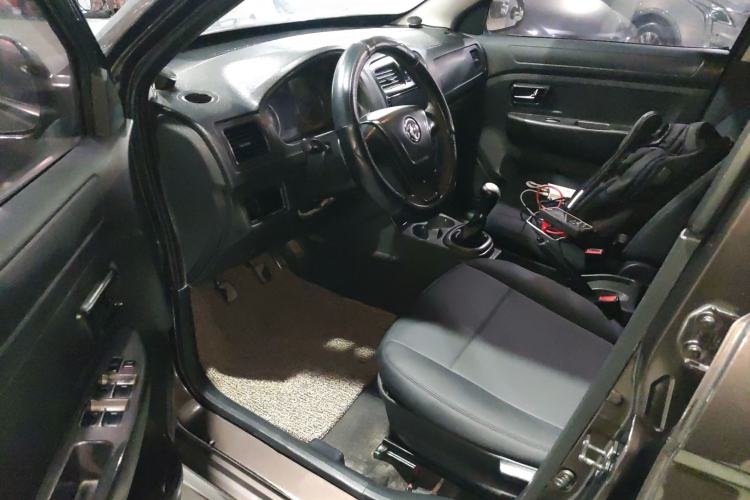 Used Dongfeng Fengon 330 2014 1.5L Manual Utility Version DK15