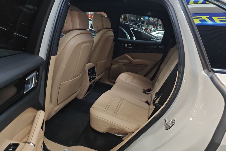 Used Porsche Cayenne E-Hybrid 2021 Cayenne E-Hybrid 2.0T
