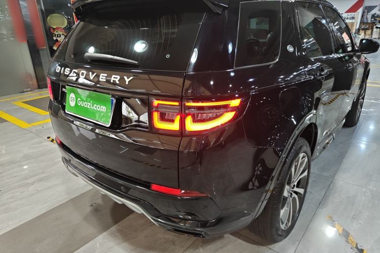 Used Land Rover Discovery Sport 2022 249 PS Metropolitan Edition 5 Seats Rear Right 45 Deg