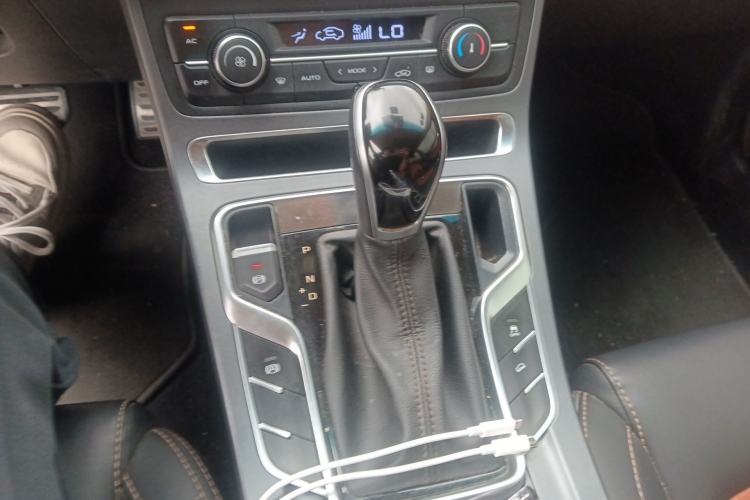 Used Geely Auto Vision S1 2018 1.5L CVT Fongchi Model Gear Lever