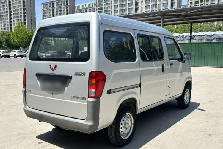 Used Wuling Zhiguang 2015 1.2L Practical LS-I Model
