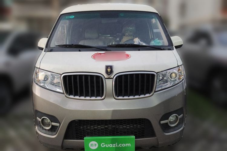 Used Jinbei Hiace X30 2021 1.5L Wealthy Single-Steaming Air-Conditioned Van China VI Standard SWC15M Front