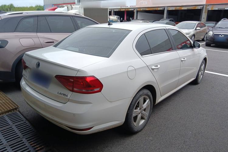 Used Volkswagen Lavida 2017 1.6L Automatic Fashion Edition