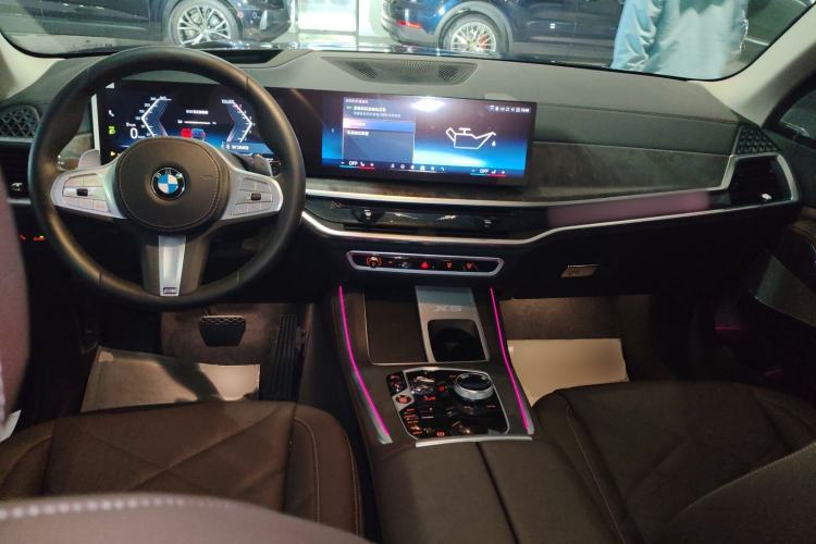 Used BMW X5 2023 xDrive 30Li Luxury M Sport Night Edition Package