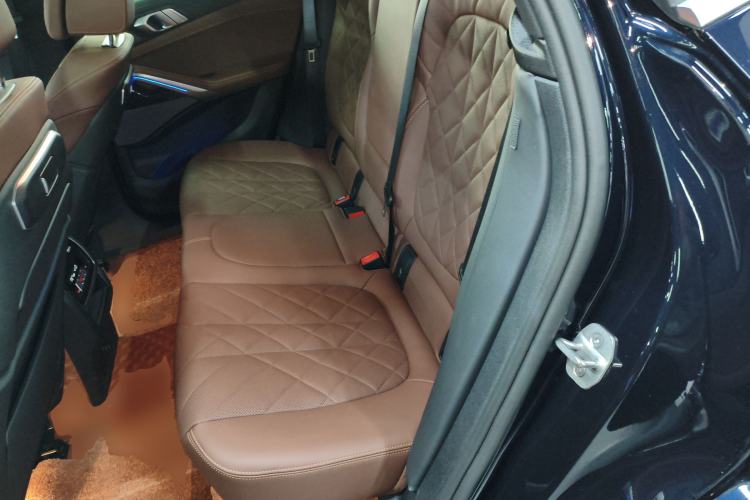 Used BMW X6 2023 xDrive40i Luxury Model with M Sport Package