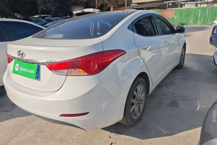 Used Hyundai Elantra (5th Generation / Langdong) 2015 1.6L Automatic Fashion Model