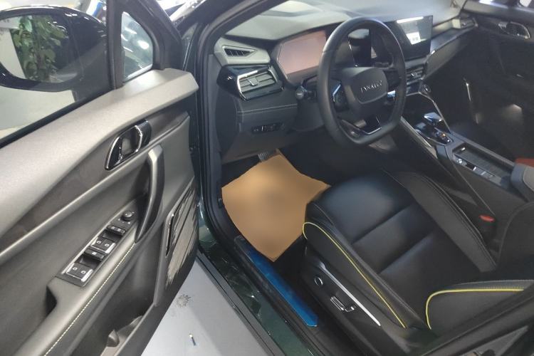 Used Lynk & Co 06 2023 Remix 1.5T Hero
