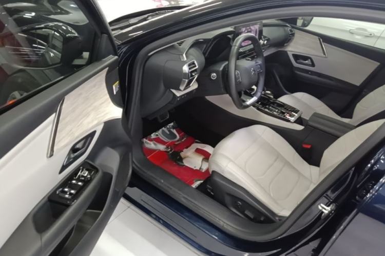 Used Citroen C5 X 2024 1.6T Traveler Extraordinary
