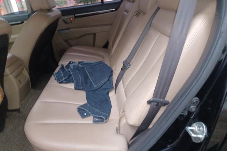 Used Hyundai Santa Fe Classic 2010 2.4 Luxury Edition 7-Seater Four-Wheel Drive Left Rear Seat