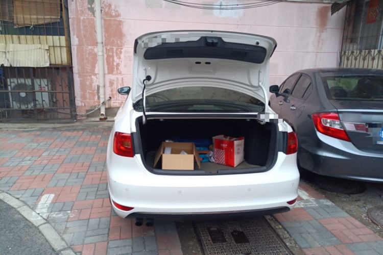 Used Volkswagen Sagitar 2014 Revised Version 1.4TSI Manual Luxury Edition Trunk