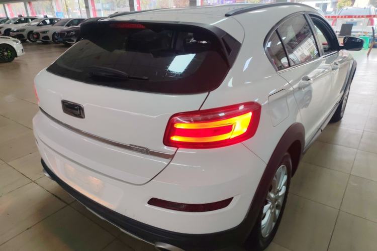 Used Qoros 3 2016 Urban SUV 1.6T Automatic Zhiyue Model
