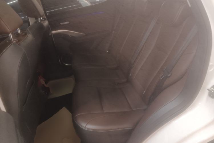 Used Wey VV6 2020 2.0T Two-Wheel Drive Smart Enjoyment+
