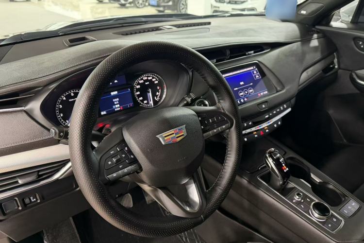 Used Cadillac XT4 2023 28T Two-Wheel Drive Prestige Version