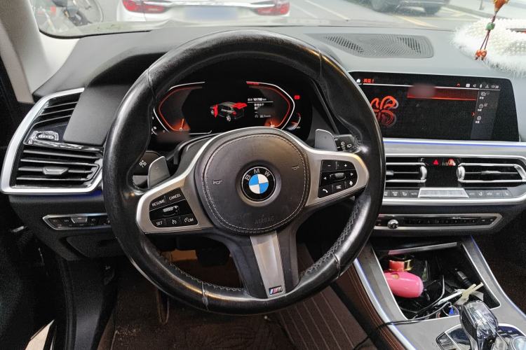 Used BMW X5 2019 xDrive40i M Sport Package Steering Wheel