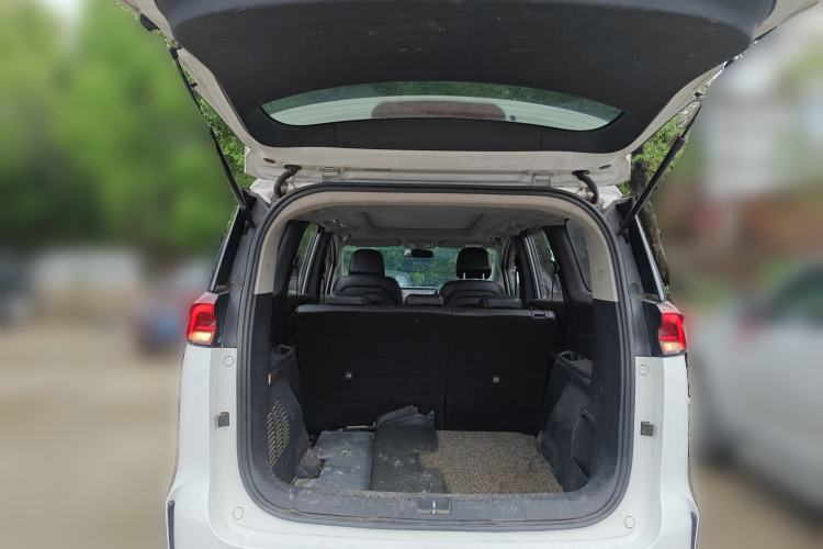 Used SAIC MAXUS G50  Trunk