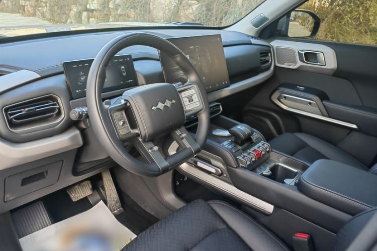 Used Formula Leopard Titanium 3 2025 501KM All-Wheel Drive Intelligent Driving Ultra Version