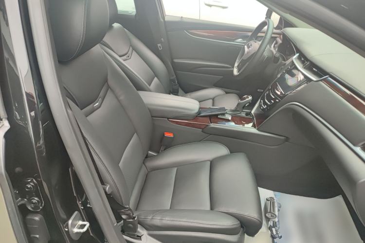 Used Cadillac XTS 2014 28T Luxury Model
