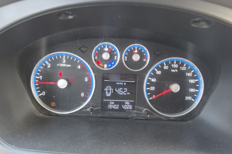 Used Foton Toano 2023 Cummins 2.8T Manual Jixiang Multi-Function Long-Wheelbase Mid-Roof Model with Rear Dual Tires Available in 7/9-Seater Configurations