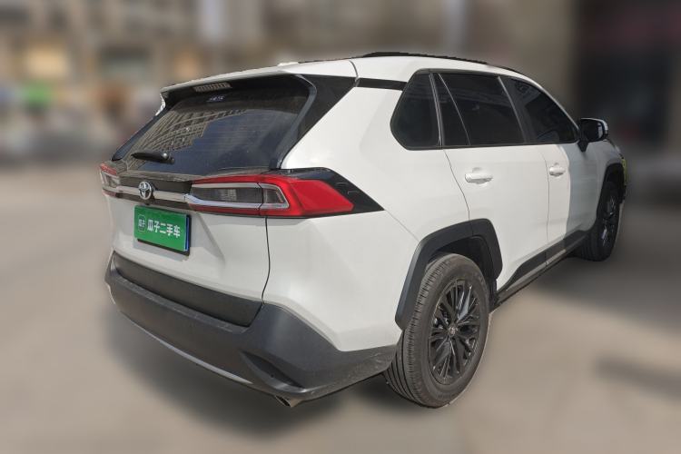 Used Toyota Wildlander 2023 2.0L CVT Two-Wheel Drive Luxury PLUS Edition
