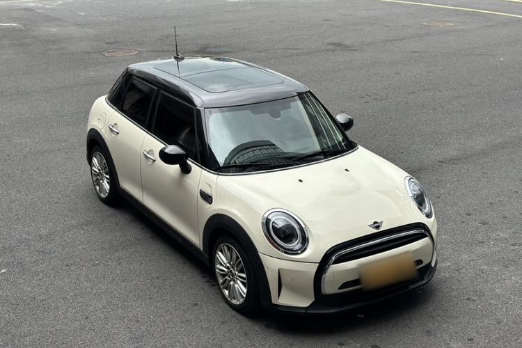 Used MINI MINI 2022 1.5T COOPER Classic Edition Five-Door Version