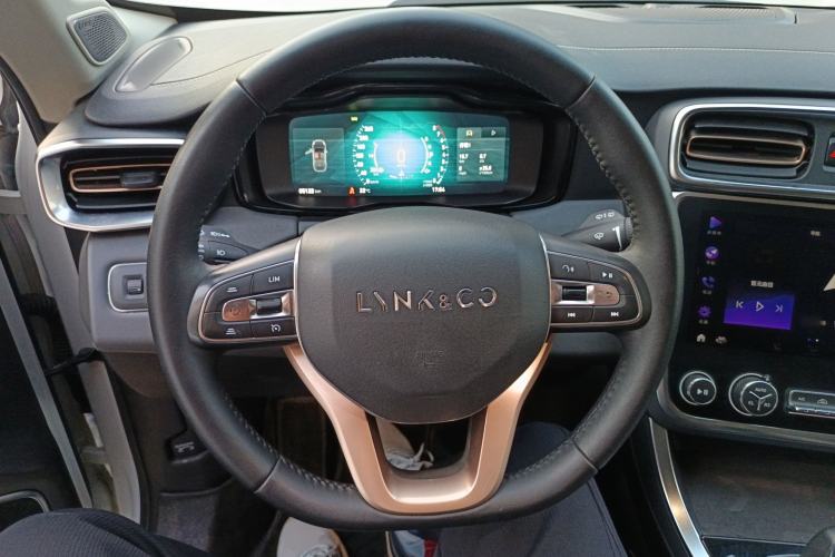 Used Lynk & Co 01 2019 2.0T Two-Wheel-Drive Pro Version China V Standard
