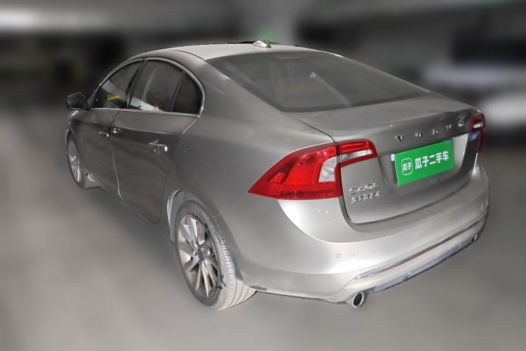 Used Volvo S60 2015 S60L 2.0T Zhiyuan Edition