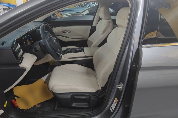 Used BYD Qin L 2024 DM-i 80KM Leading Model