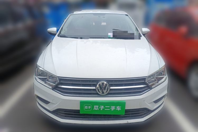 Used Volkswagen Bora 2016 1.6L Manual Fashion Edition
