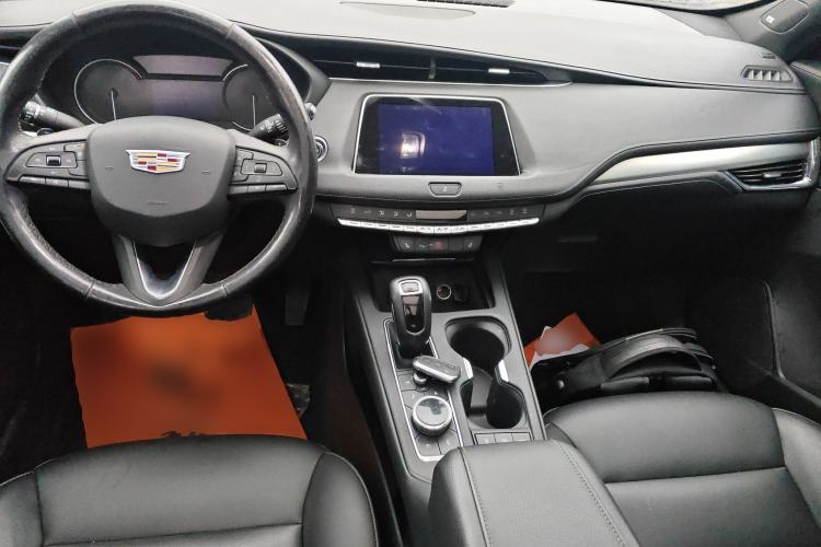 Used Cadillac XT4 2018 28T Two-Wheel Drive Leading Version
