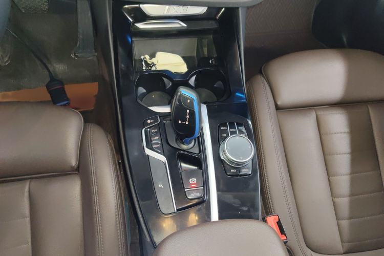 Used BMW iX3 2021 Updated Leading Edition
