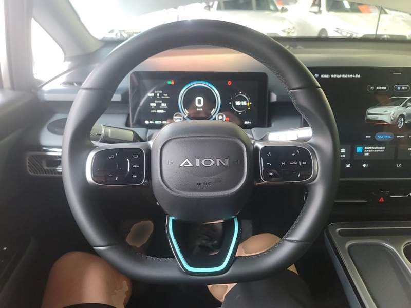 Used AION Y 2023 Plus 510 Enjoy Edition — 10