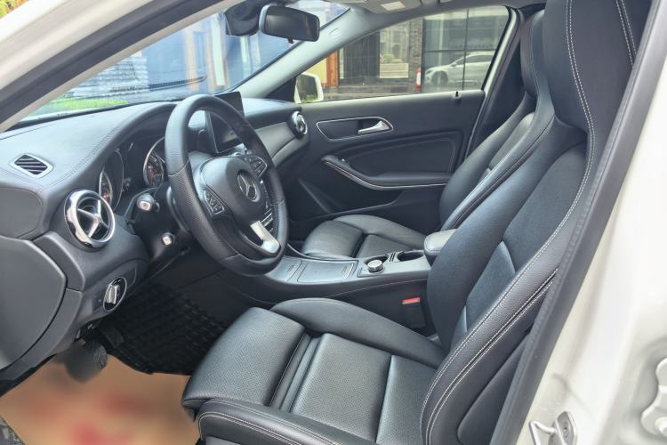 Used Mercedes-Benz GLA 2017 GLA 200 Fashion Model
