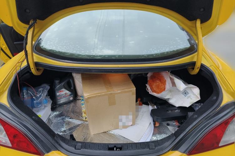 Used Hyundai Genesis Coupe 2009 2.0T Automatic Deluxe Edition Trunk