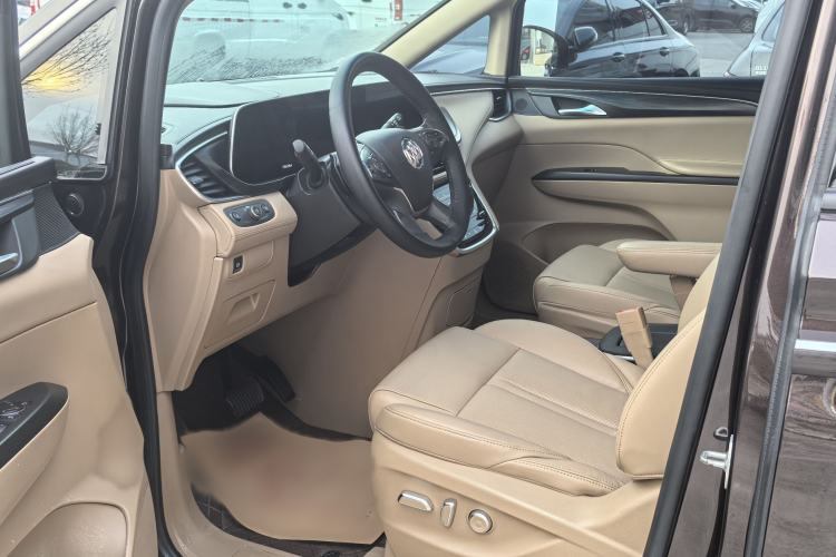 Used Buick GL8 2021 ES Landtrek 653T Luxury Model Interior 3