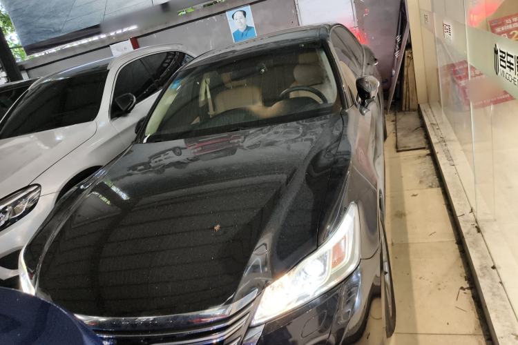 Used Toyota Crown 2015 2.0T Fashion Edition