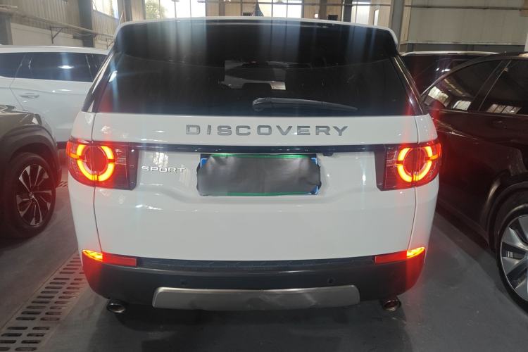 Used Land Rover Discovery Sport 2019 240 PS PURE Edition China VI Standard Rear
