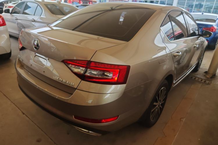 Used Skoda Octavia 2018 TSI230 DSG Luxury Edition