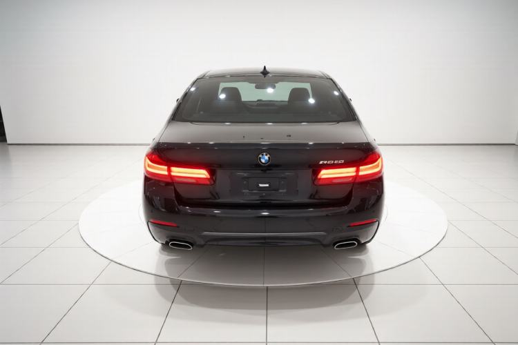 Used BMW 5 Series 2022 Restyled 530Li Leading Edition M Sport Package
