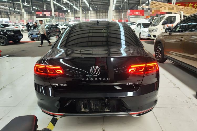 Used Volkswagen Magotan 2020 330TSI DSG Luxury Edition Rear