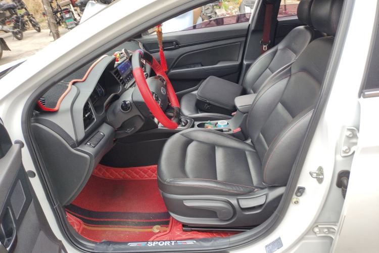 Used Hyundai Elantra (6th Generation / Lingdong) 2019 1.4T Dual-Clutch Xuan Dong · Dynamic Model