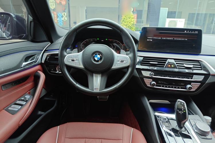 Used BMW 5 Series 2022 Second Facelift 530Li Leading Edition M Sport Package
