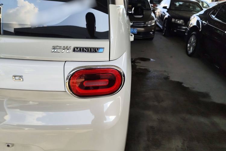 Used Wuling Hongguang MINIEV 2024 3rd Generation 215km Advanced Version