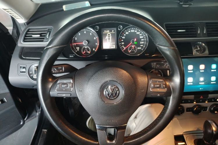 Used Volkswagen Magotan 2013 2.0 TSI Luxury Model