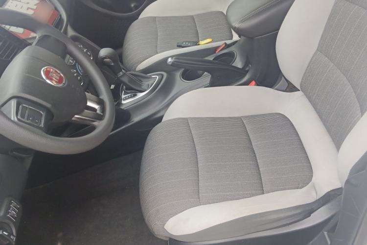 Used Fiat Viaggio 2015 1.4T Automatic Enjoyment Edition