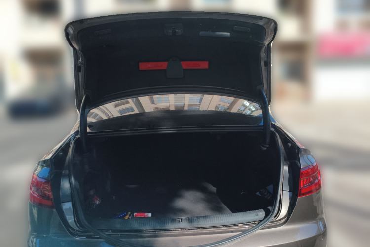 Used Audi A4L 2017 Plus 40 TFSI Sport Model
